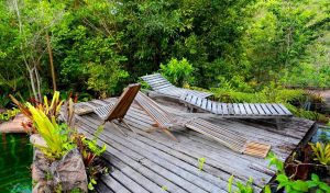 rustic hotel Pousada Flor de Acucena located in the town of Igatu in Brazil, in Chapada Diamantina national park