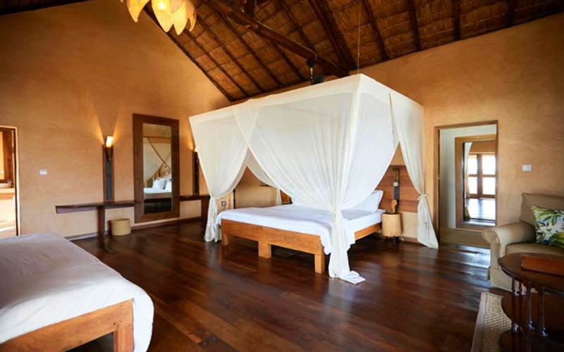 Luxury beachfront Olo Be Lodge, Andavadoaka, Madagascar