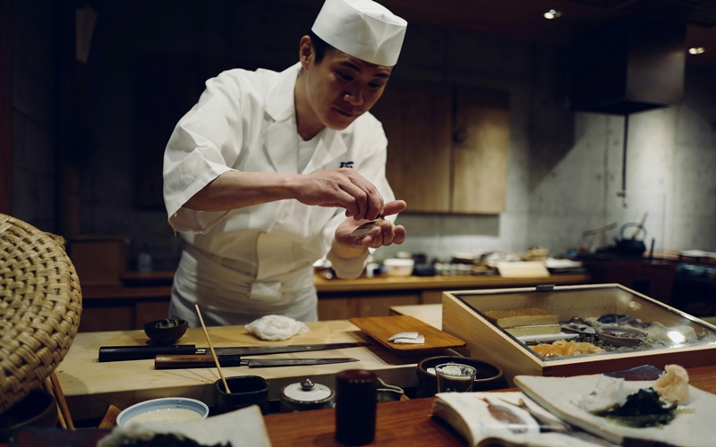 Sushi Class in Japan with a Japanese chef
